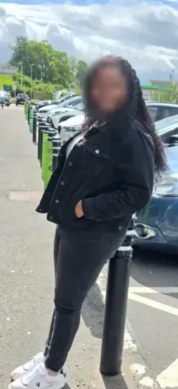 Jasmin, 33