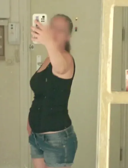 Leonie, 36